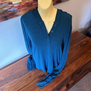 Cabi casual hoodie.  Size M